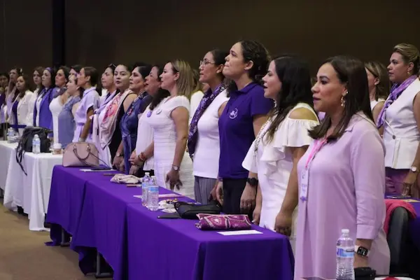 Darnos visibilidad a través de convenciones