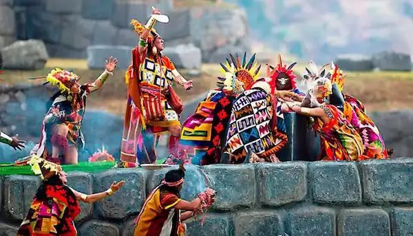 Las 5 fiestas tradicionales del Perú más impresionantes