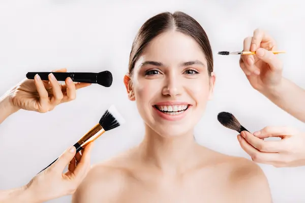 ¿Por qué es importante el uso de brochas de maquillaje, dudas, 