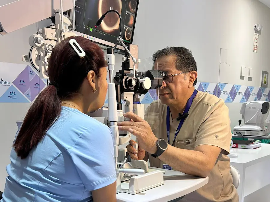 ¿Qué es Eyes Center