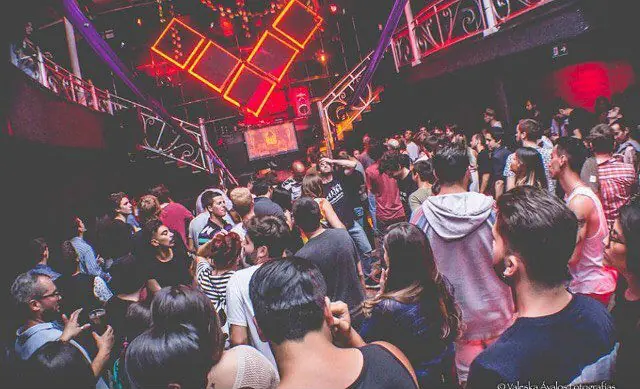 fiestas electrónicas en Santiago